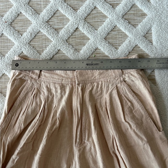 Free People linen blend barrel pants. size 2, run big. - Picture 6 of 7